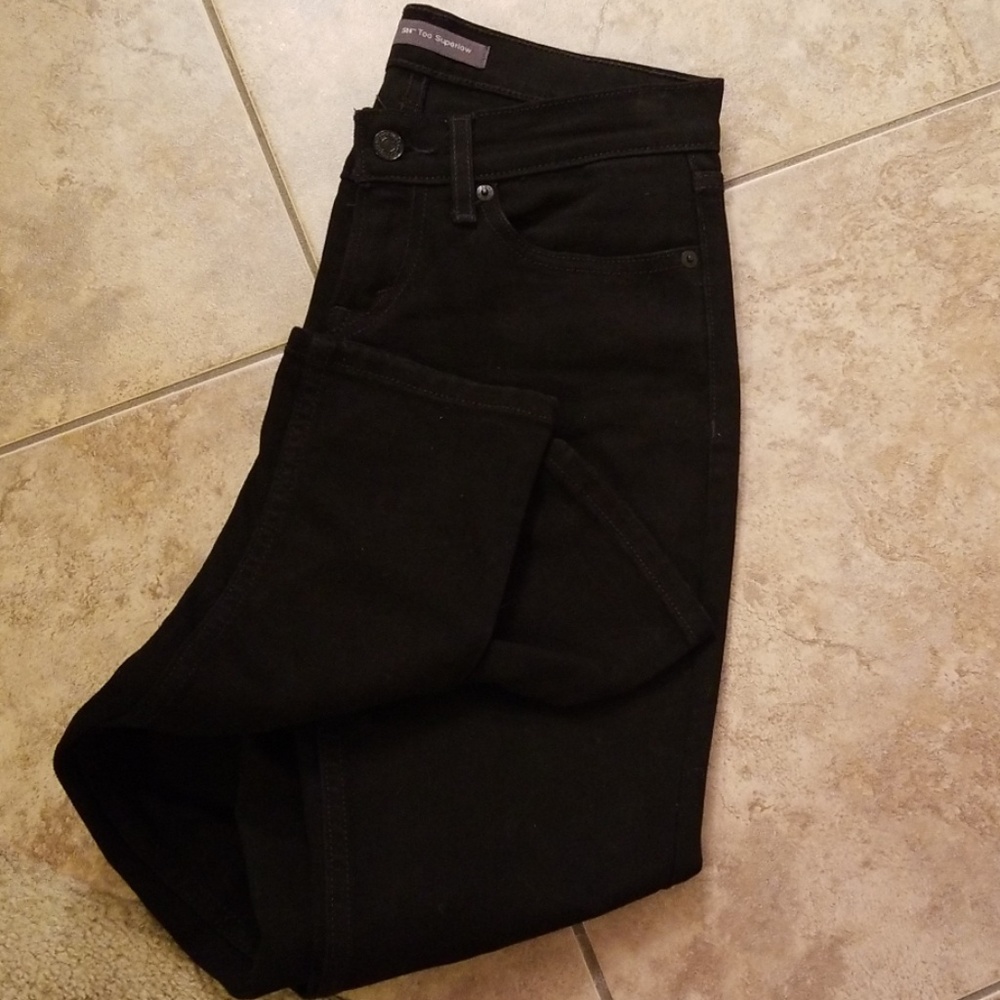 Levi's Black Jeans